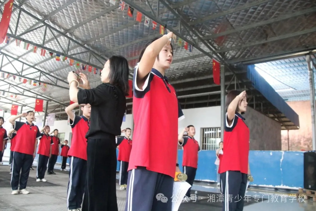 湘潭少林文武学校第十三周升旗仪式